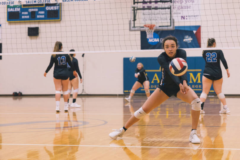 Salem College volleyball